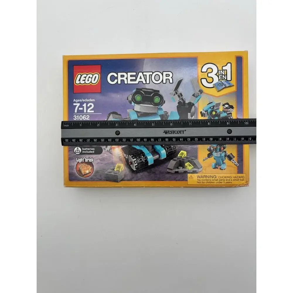 New In Box Retired LEGO Creator 31062 - 3 in 1 Robo Explorer New Sealed